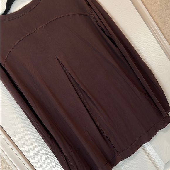 Lululemon Women's Brown Long Sleeve Top - Picture 5 of 7